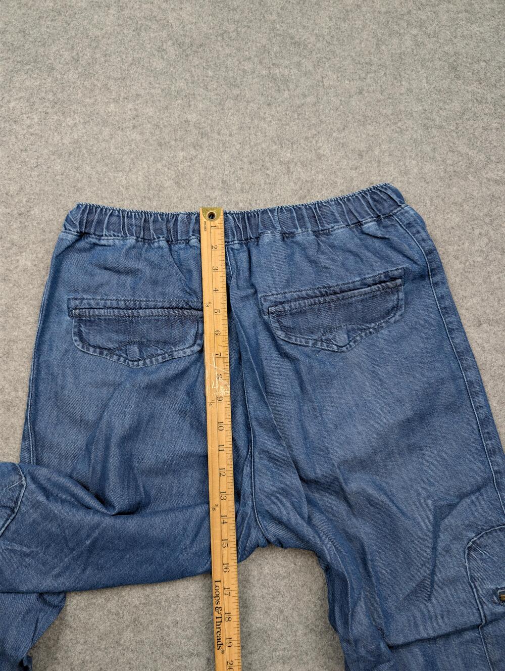 Pilcro The Cottage Pants Womens Large Blue Denim Cargo Elastic Waist Lightweight - Picture 8 of 11